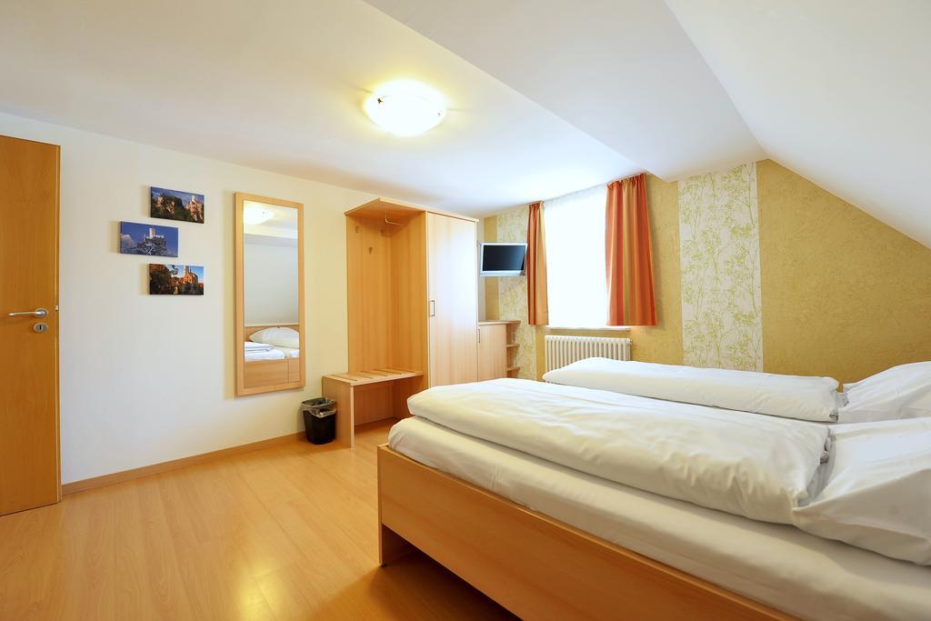Gasthof Zum Lamm Gomadingen Extérieur photo