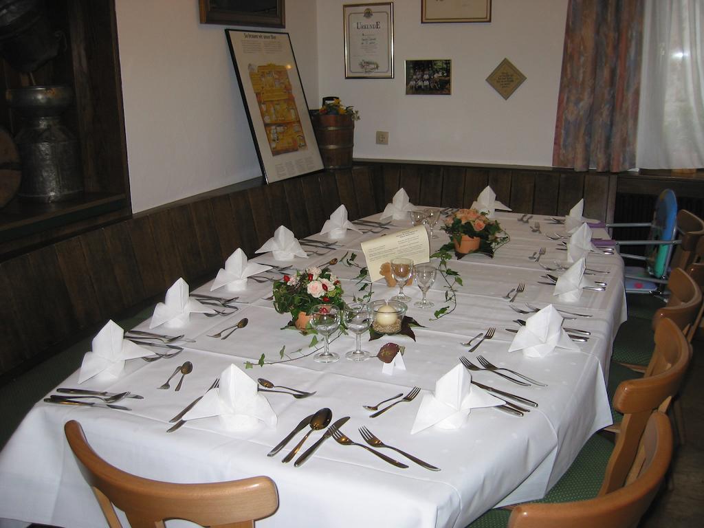 Gasthof Zum Lamm Gomadingen Extérieur photo