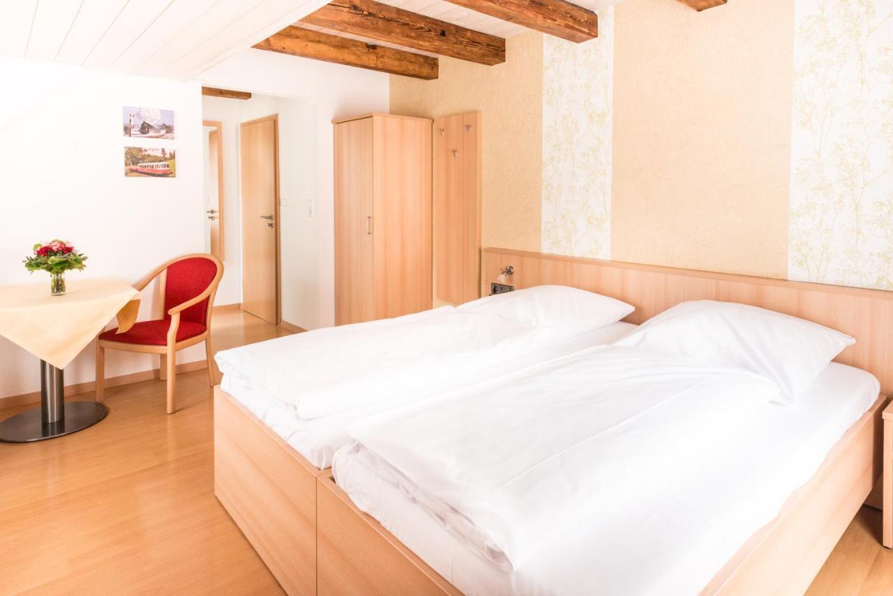 Gasthof Zum Lamm Gomadingen Extérieur photo